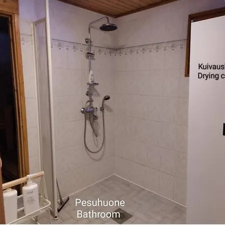 Kodikas Huvila Aekaeslompolossa Villa *
